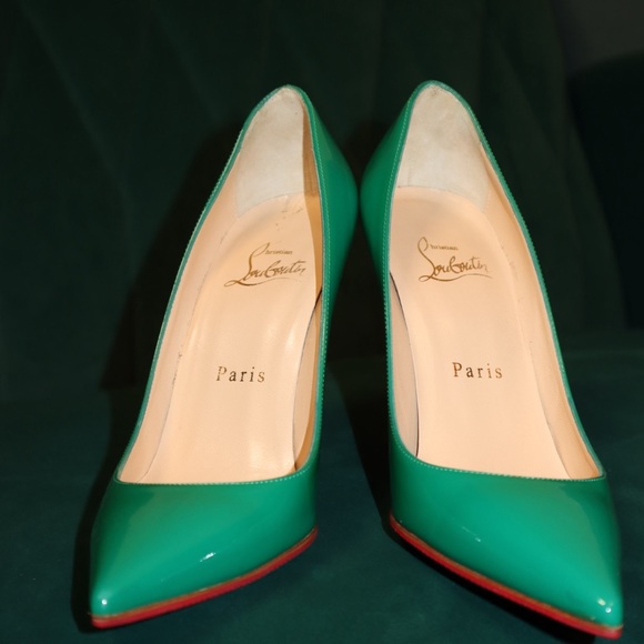 Green Christian Louboutin point to heels size 35.5 - Picture 6 of 7